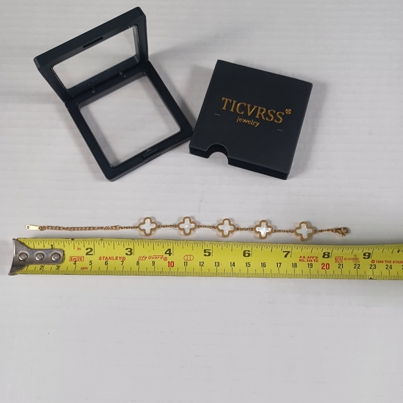 TICVRSS Lucky Clover Bracelet NEW Stainless Steel White & Gold Adult -8.5 Inches - Picture 5 of 10